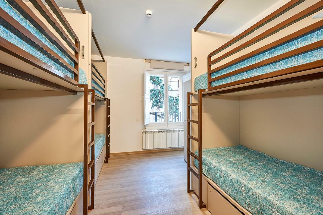 Alberg Abat Oliba Monistrol de Montserrat Dış mekan fotoğraf Hostel in Berlin